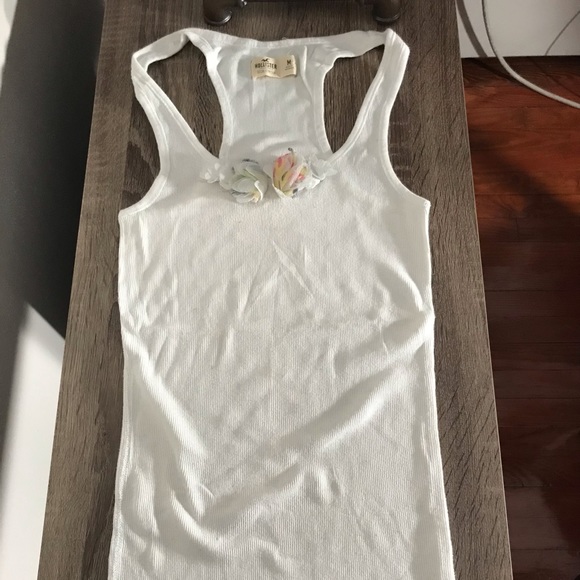 HCo - 2ct assorted style - Racerback women’s ribbed tank top - medium - Picture 3 of 4